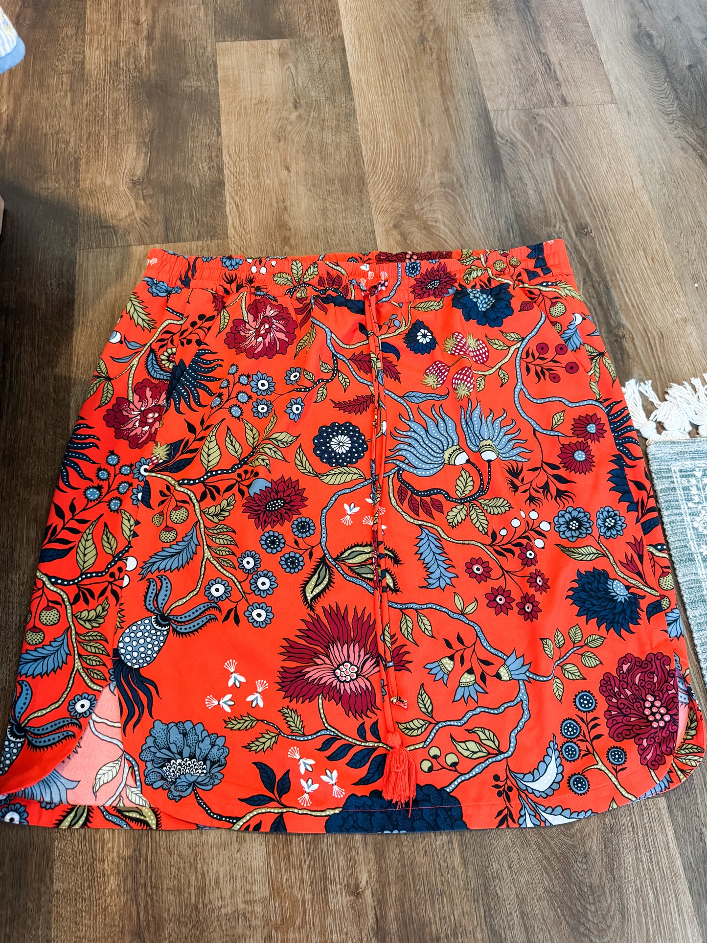 Red Floral Skirt XL