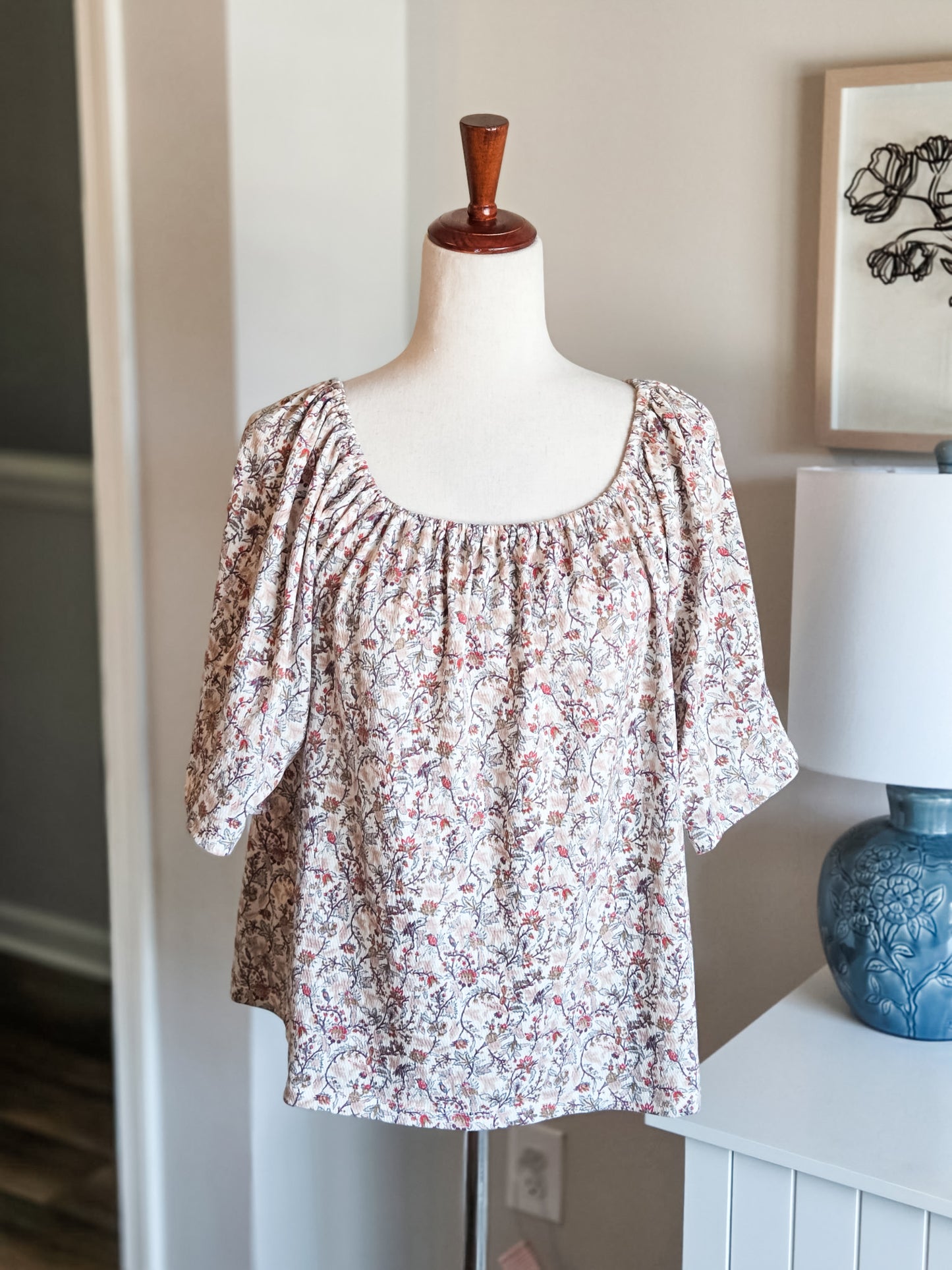 Tan Orange Cream Floral Top L
