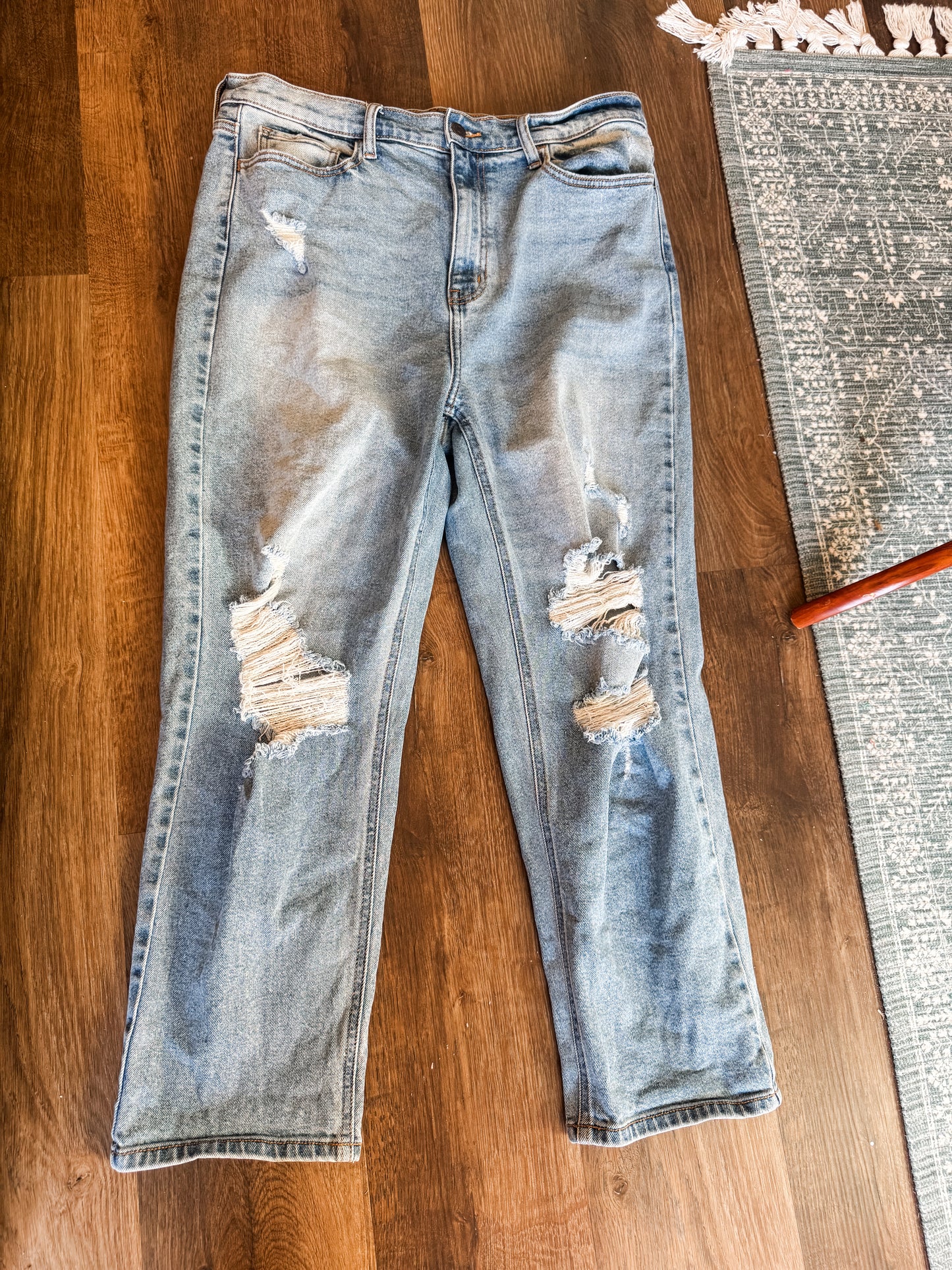 Distressed Jeans 17/33
