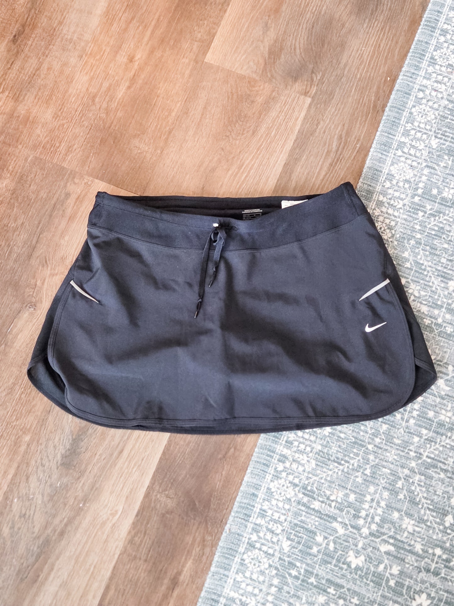 NWT Black Athletic Skirt M
