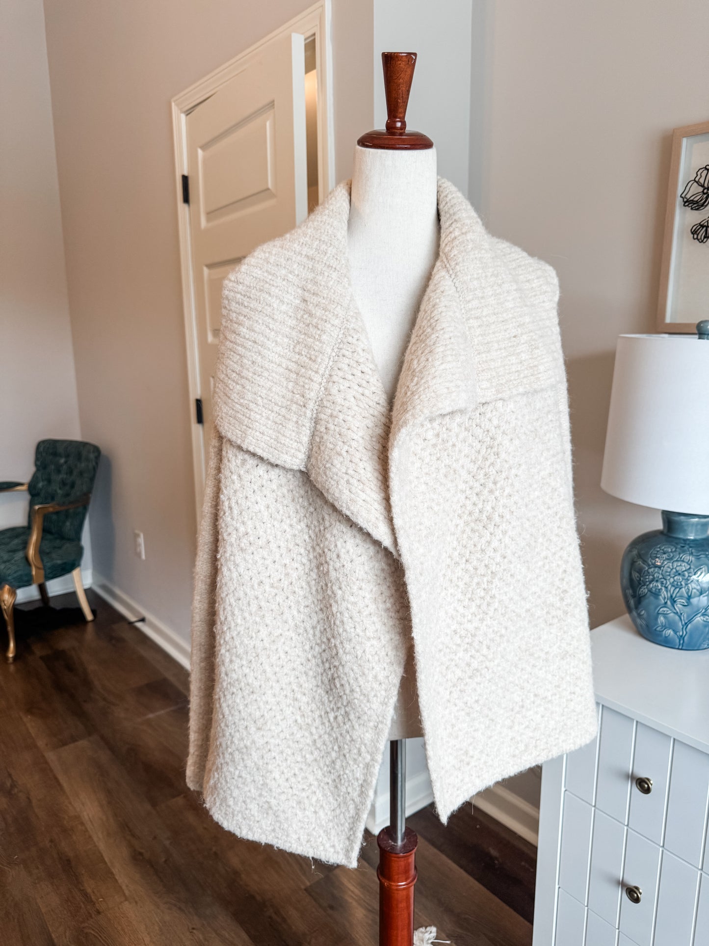 Cream Thick Cardigan XS