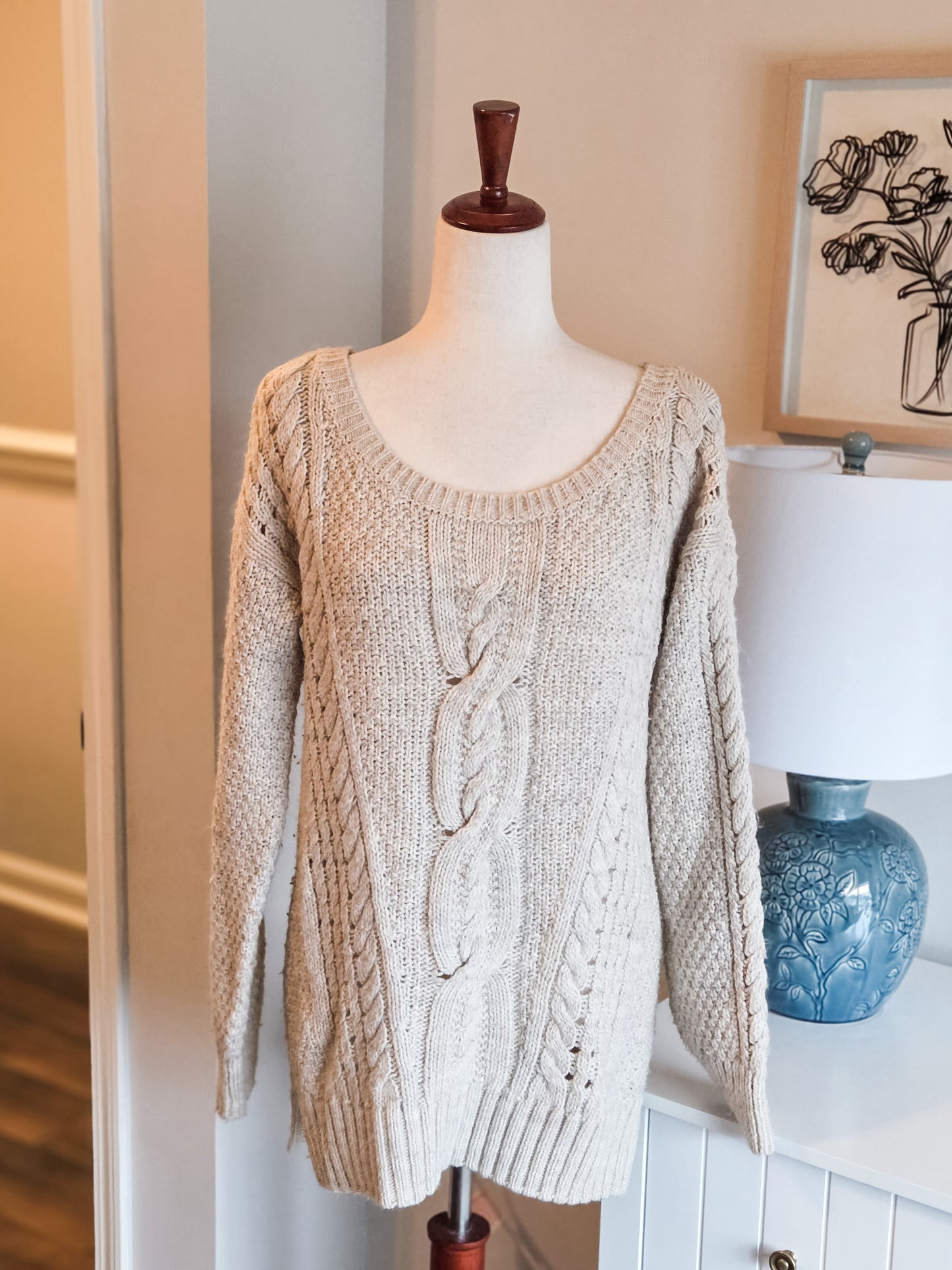 Cream Sweater L