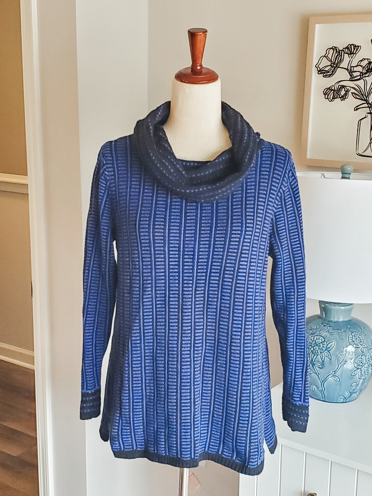 Blue Black Thick Sweater M