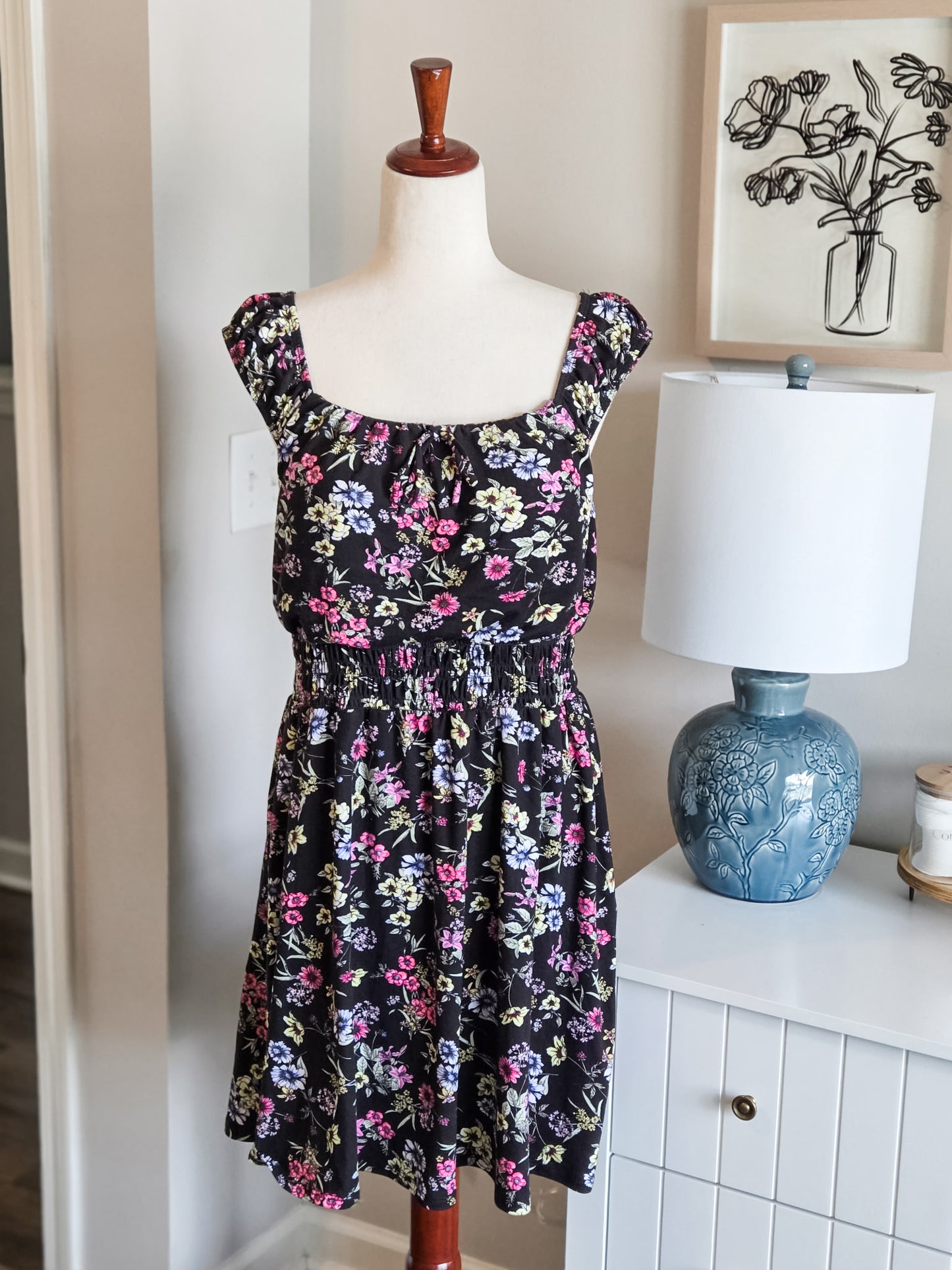Black Floral Dress L
