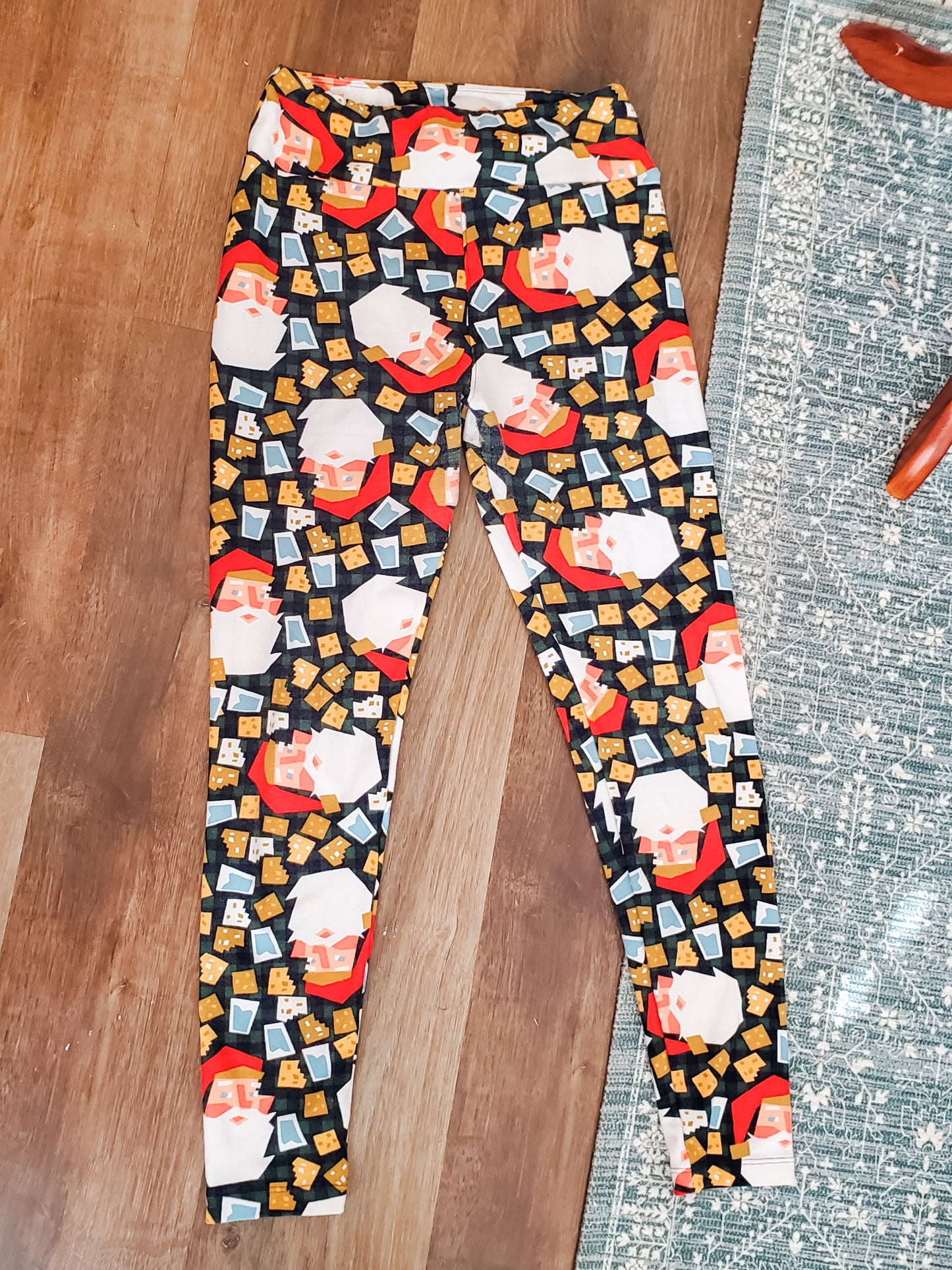 Santa Leggings OS