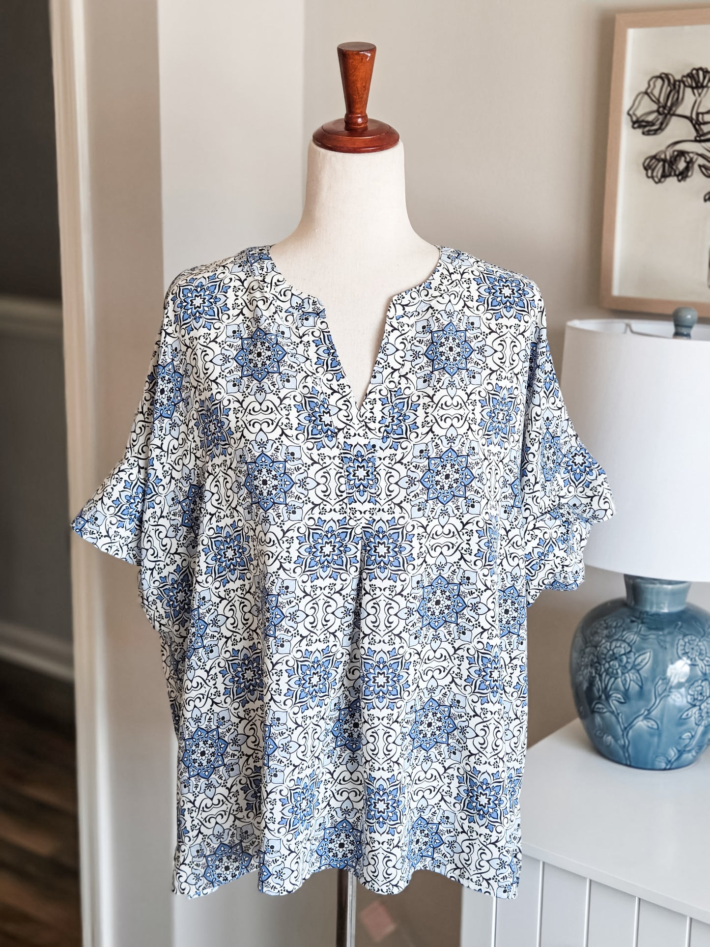 Blue Black White Print Top L