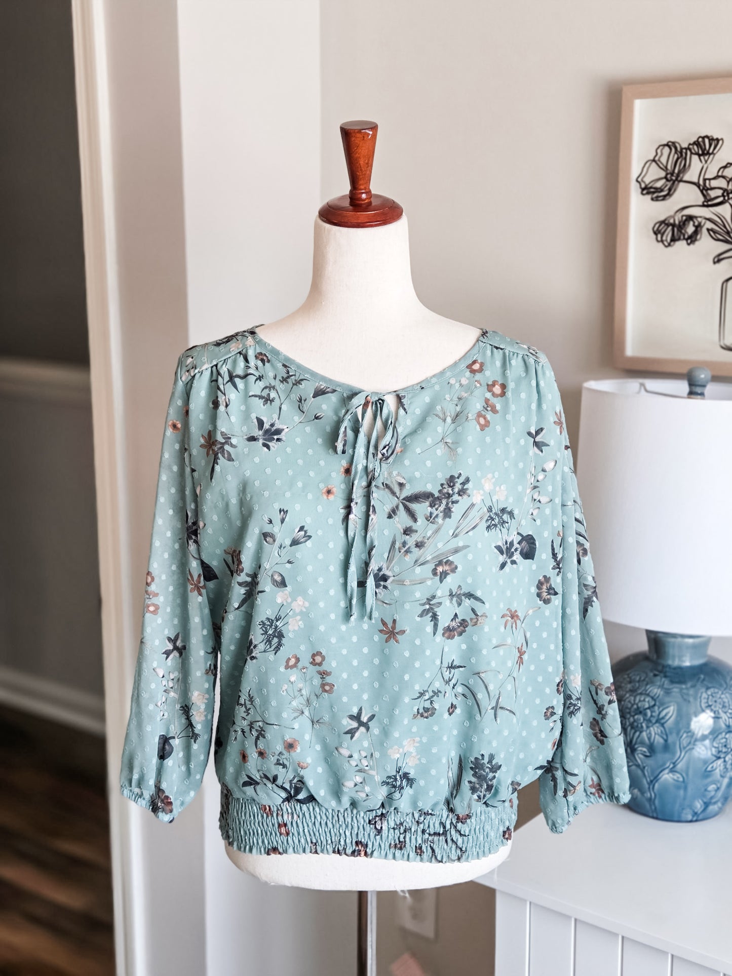 Green Textured Floral Top M