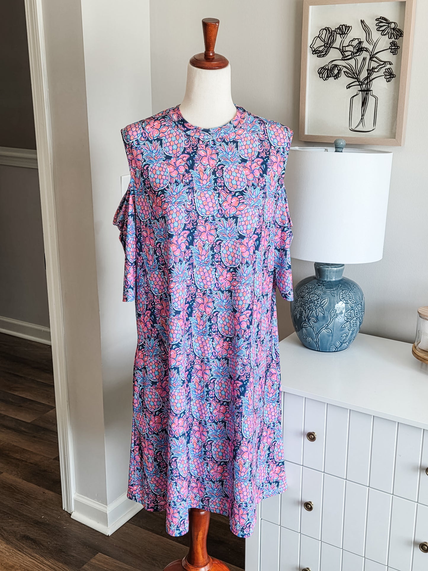 Pineapple Print Cold Shoulder Dress M