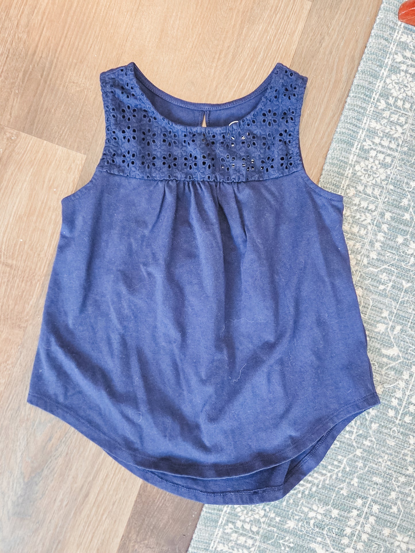 Navy Tank Youth S/6