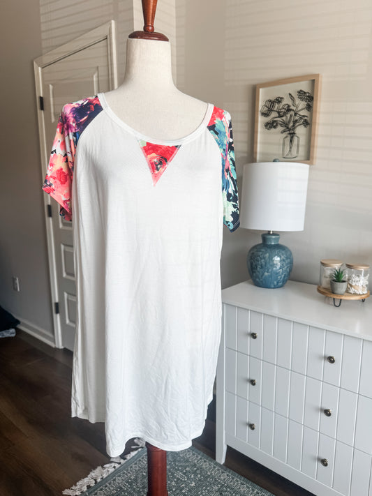 NEW White Floral Trim Top