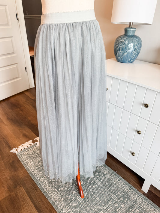 Gray Tulle Maxi Skirt M