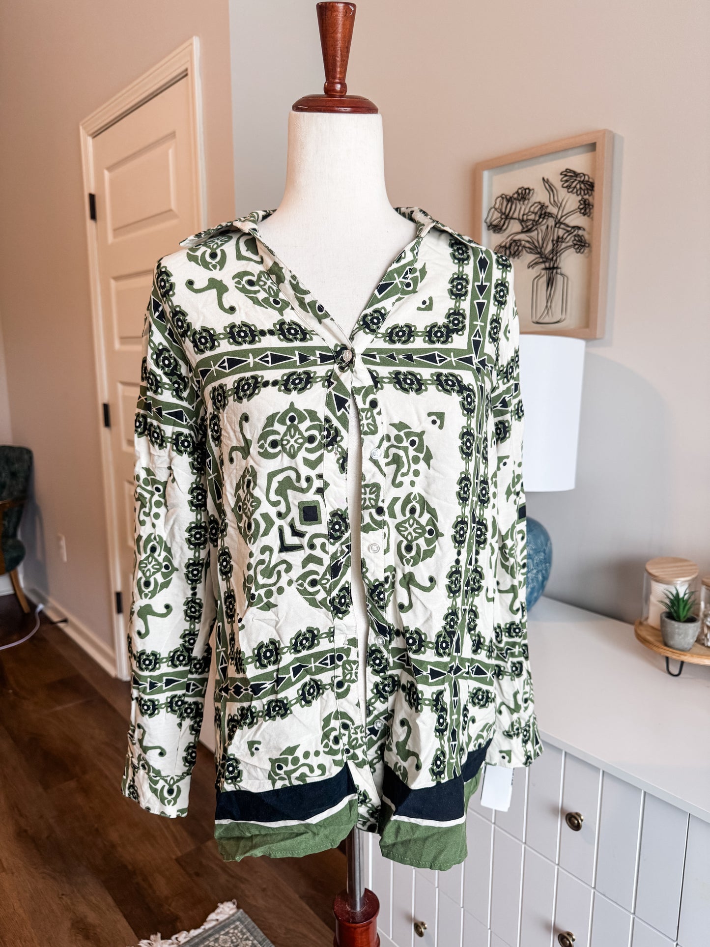 Cream Green Black Print Button Up M
