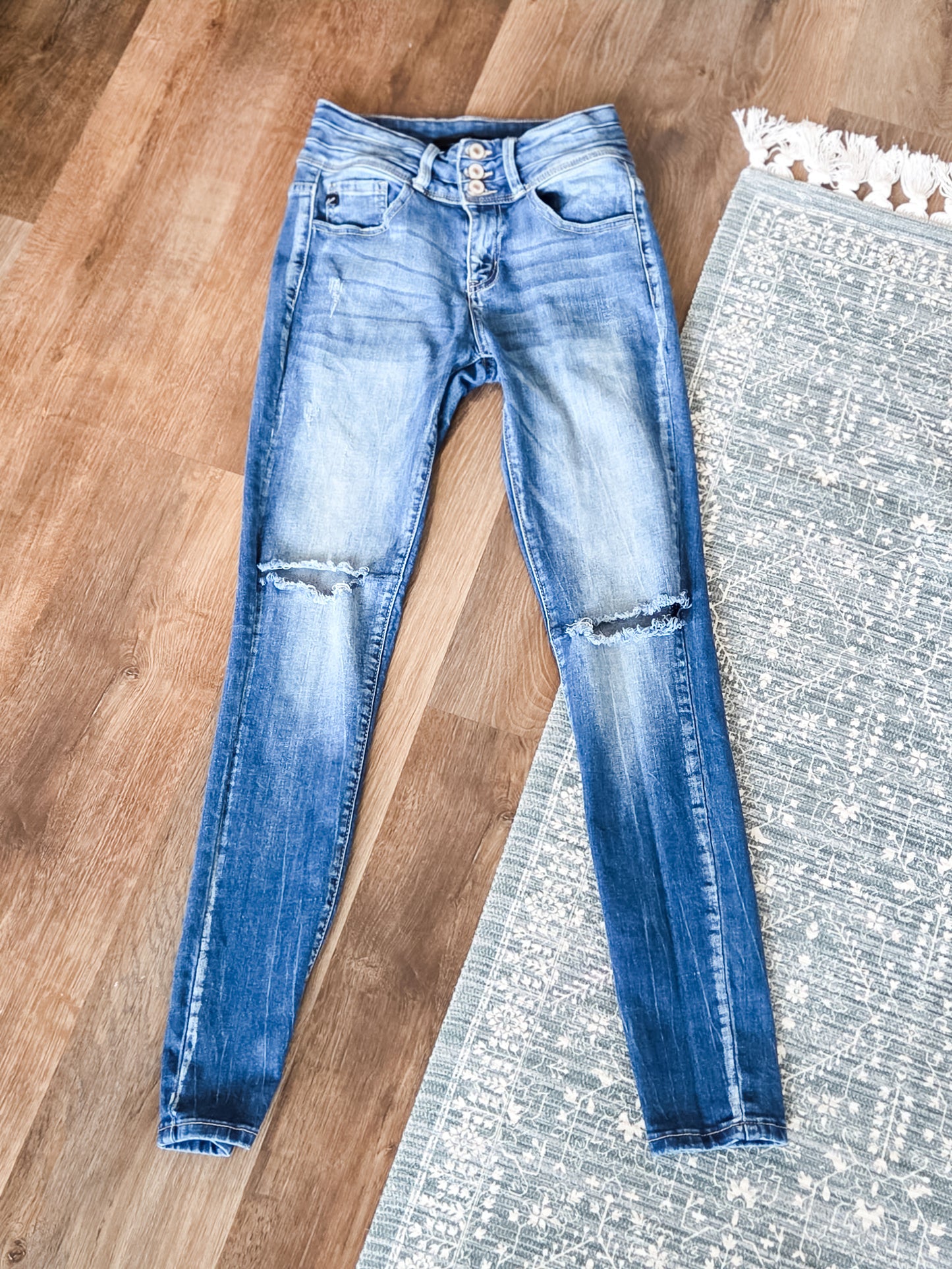 Skinny Distressed Jeans 26