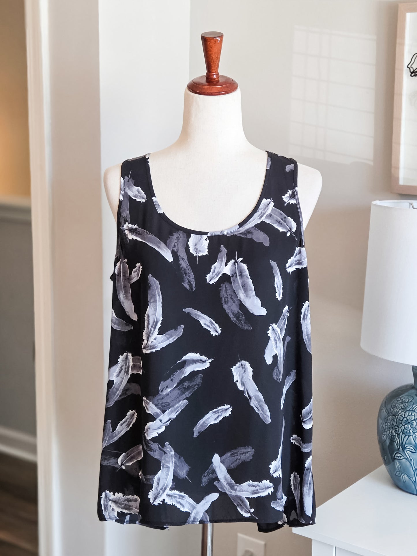 Black Feather Print Open Back Tank M