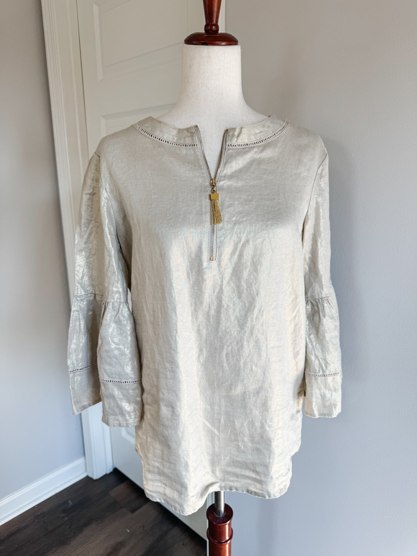 Gold Sparkly Top with Front Zipper M