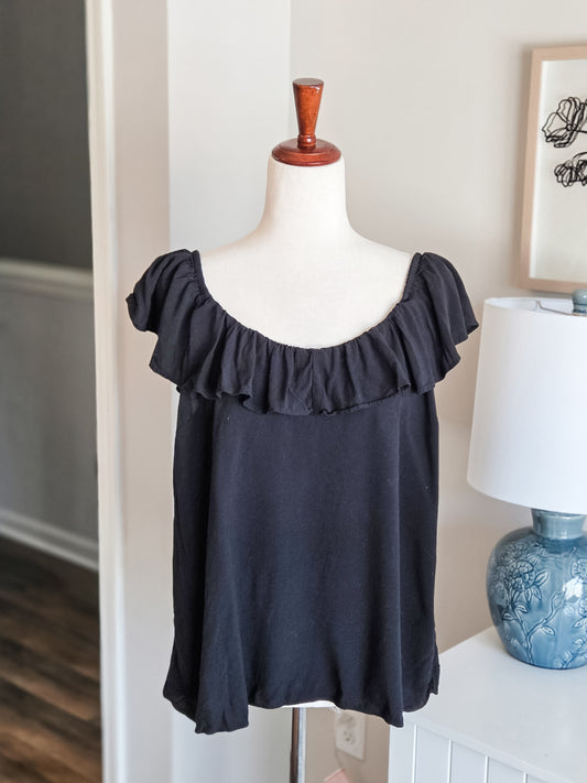 Black Ruffled Top L