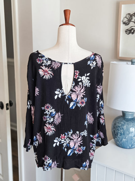 Black Floral Top 2X