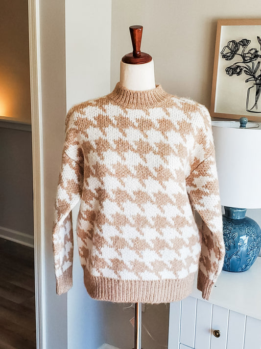 Tan White Houndstooth Sweater MP