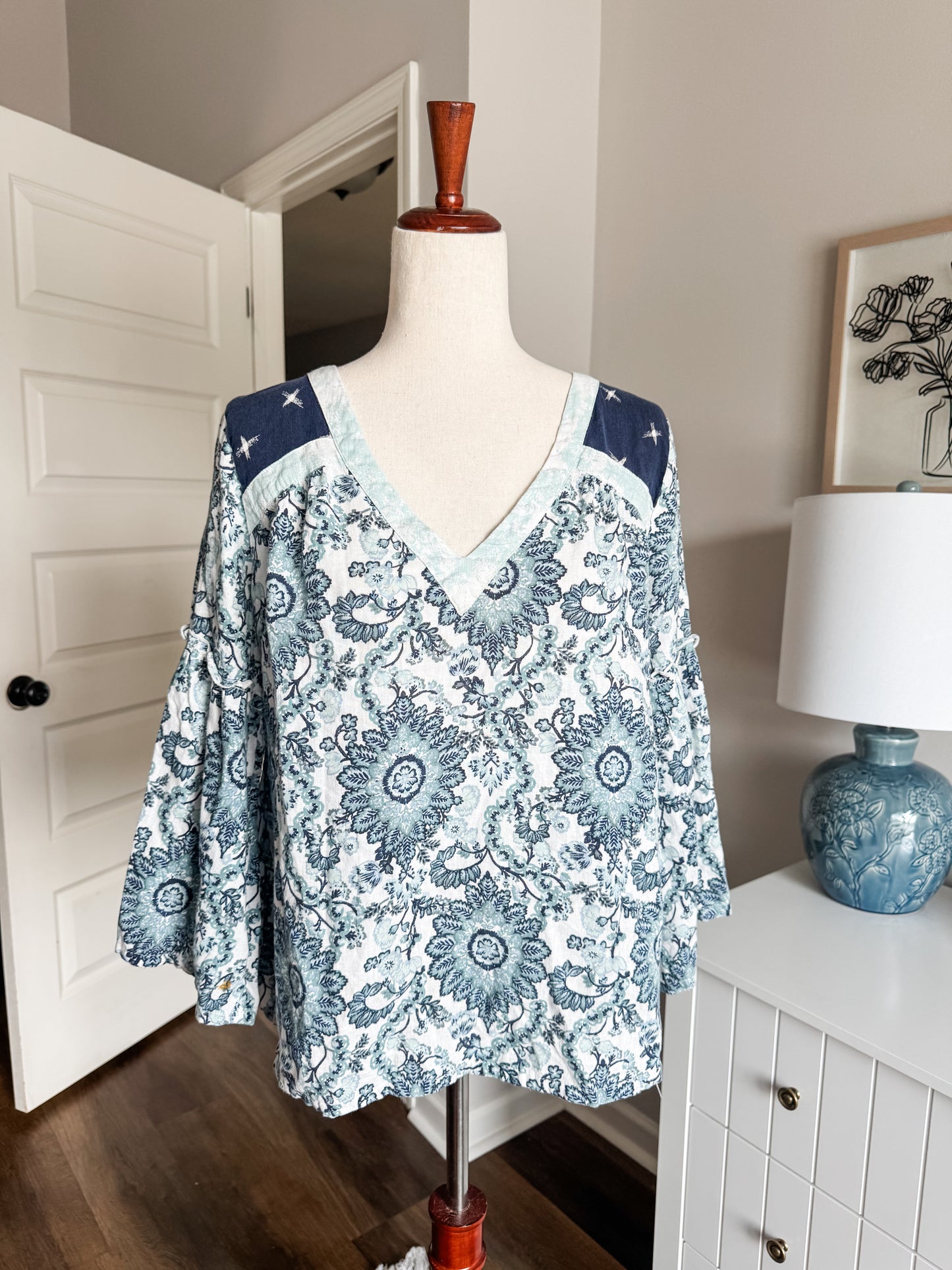 Navy Teal Floral Top L