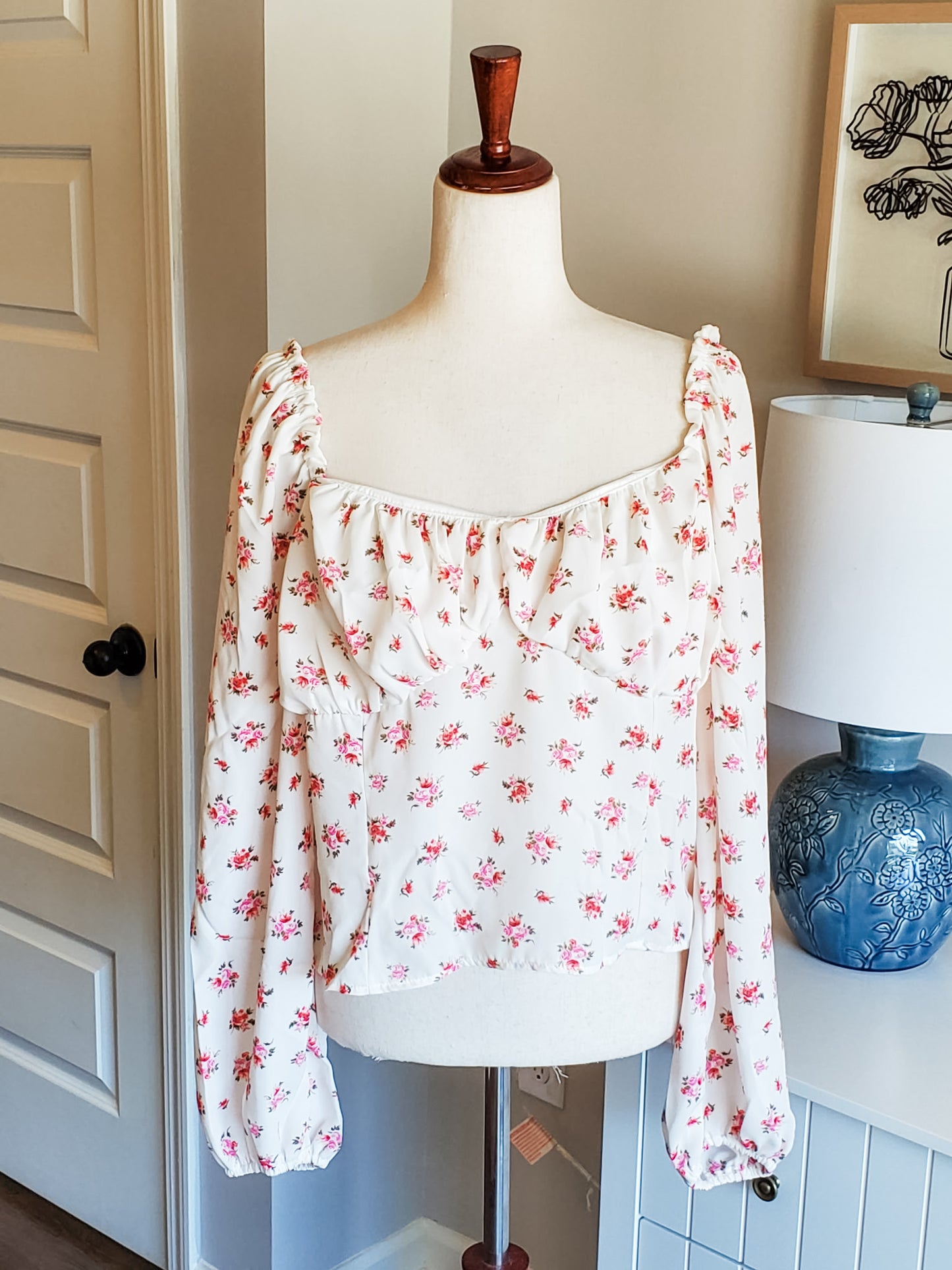NWT White Floral Top 1X