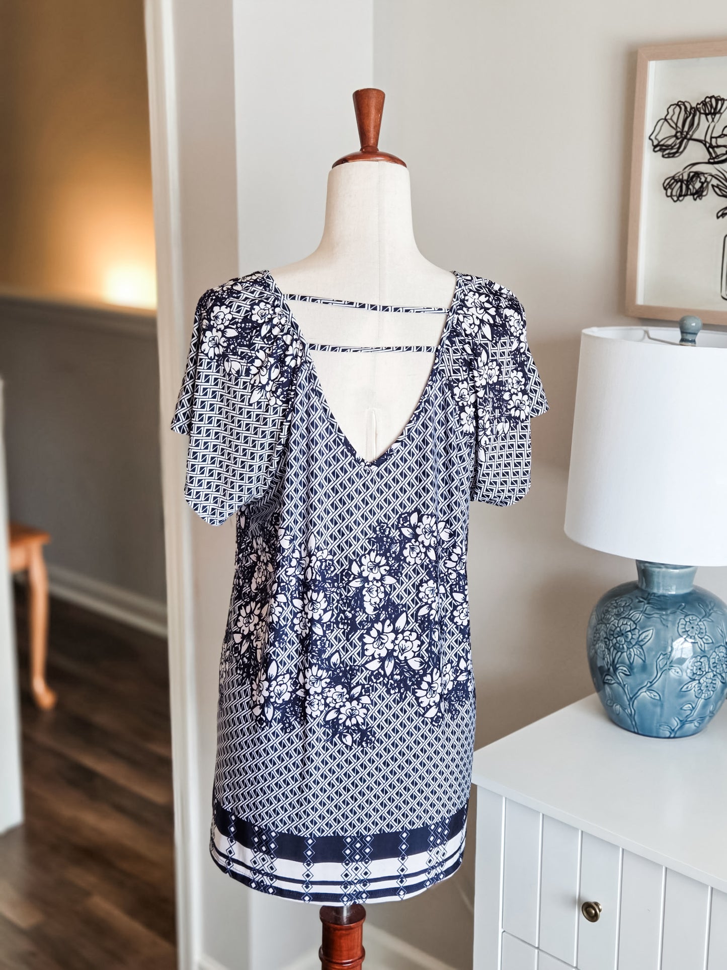 Navy White Floral Top M