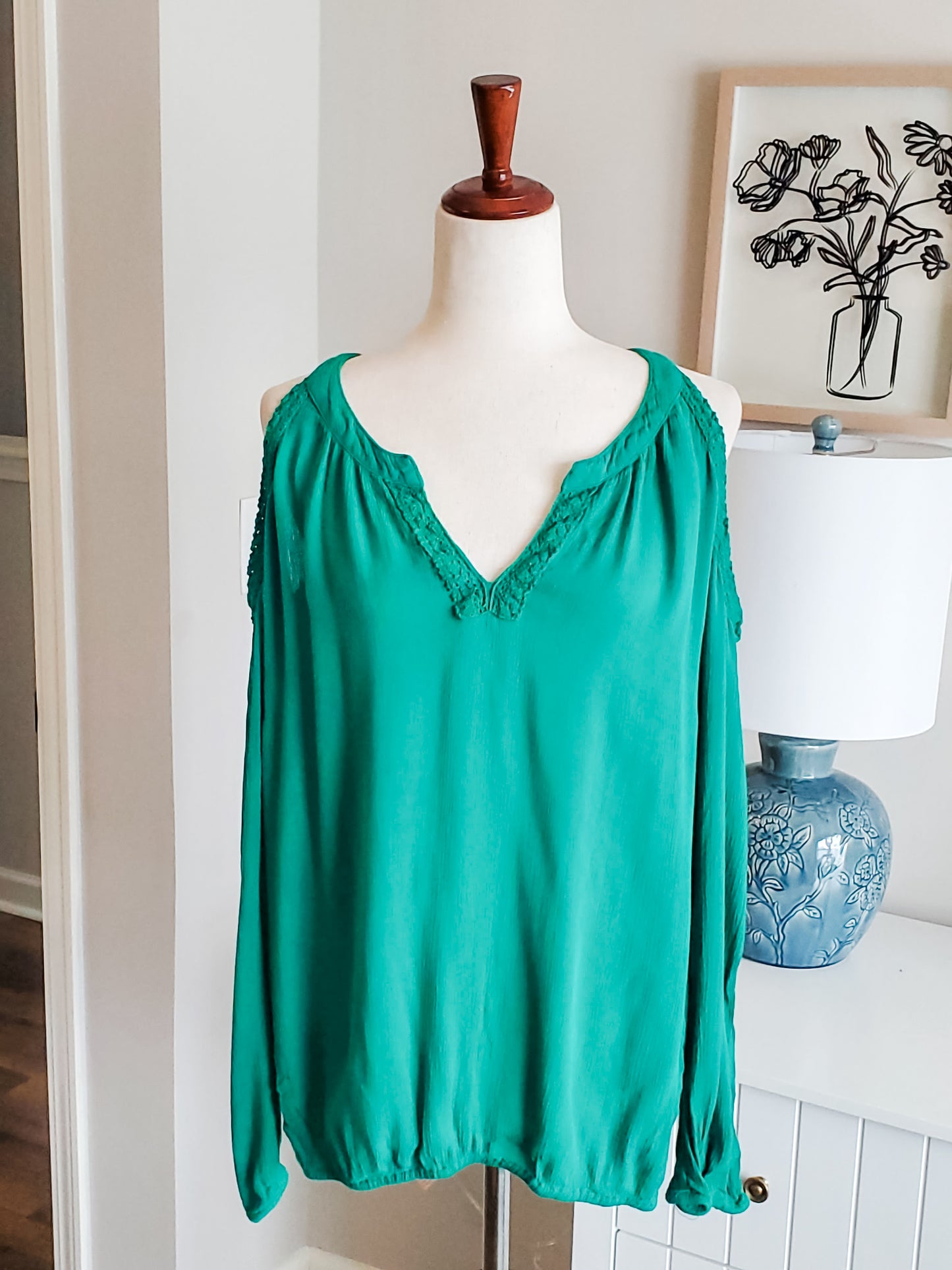 Green Cold Shoulder Top 18/20W