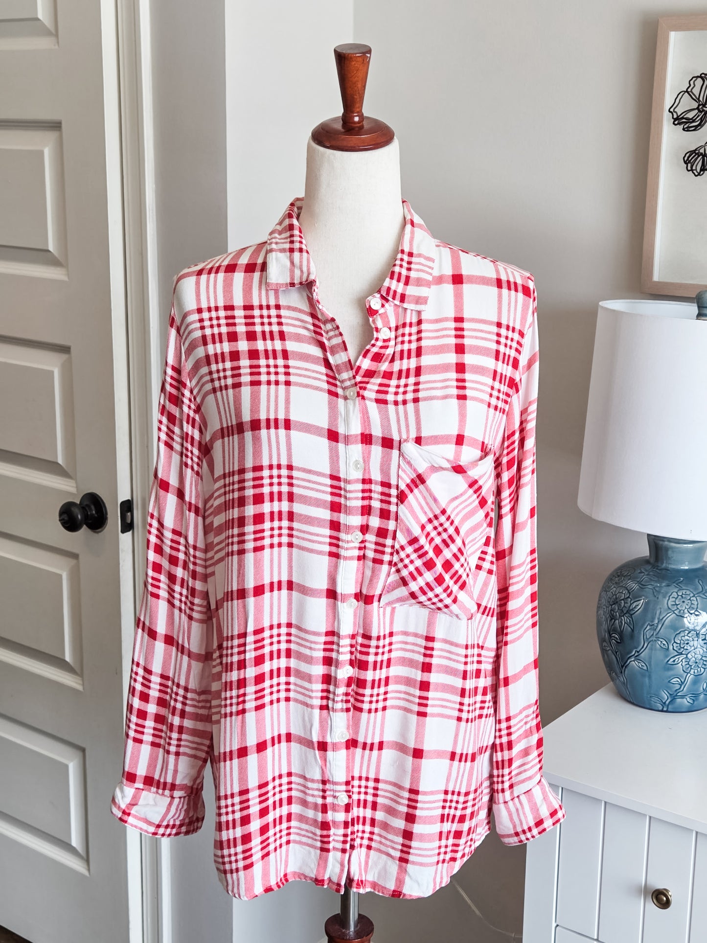 Red White Plaid Button Up M
