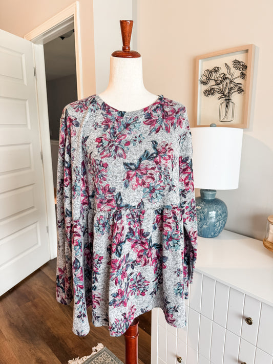 Gray Floral Maternity Top XXL
