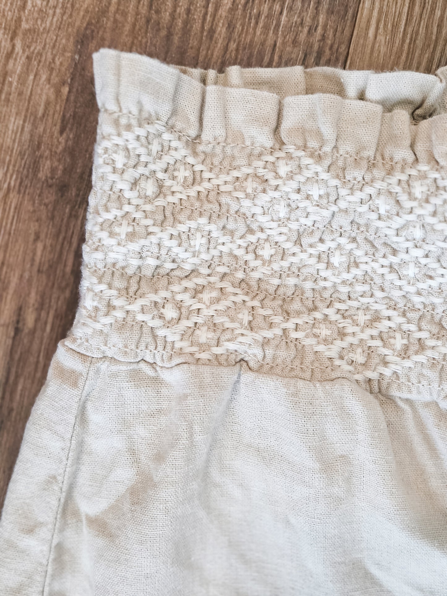 Tan Embroidered Pants M