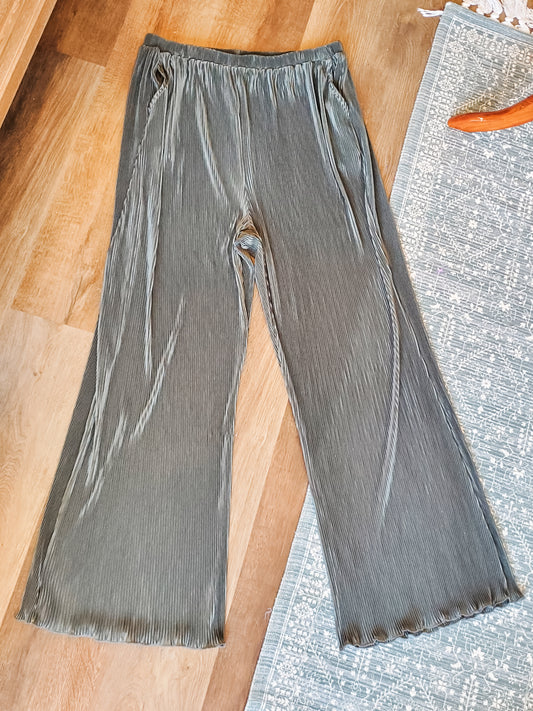 NEW Dark Green Pleated Pants 1X