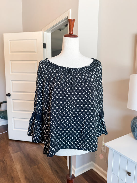 Black White Print Top XL