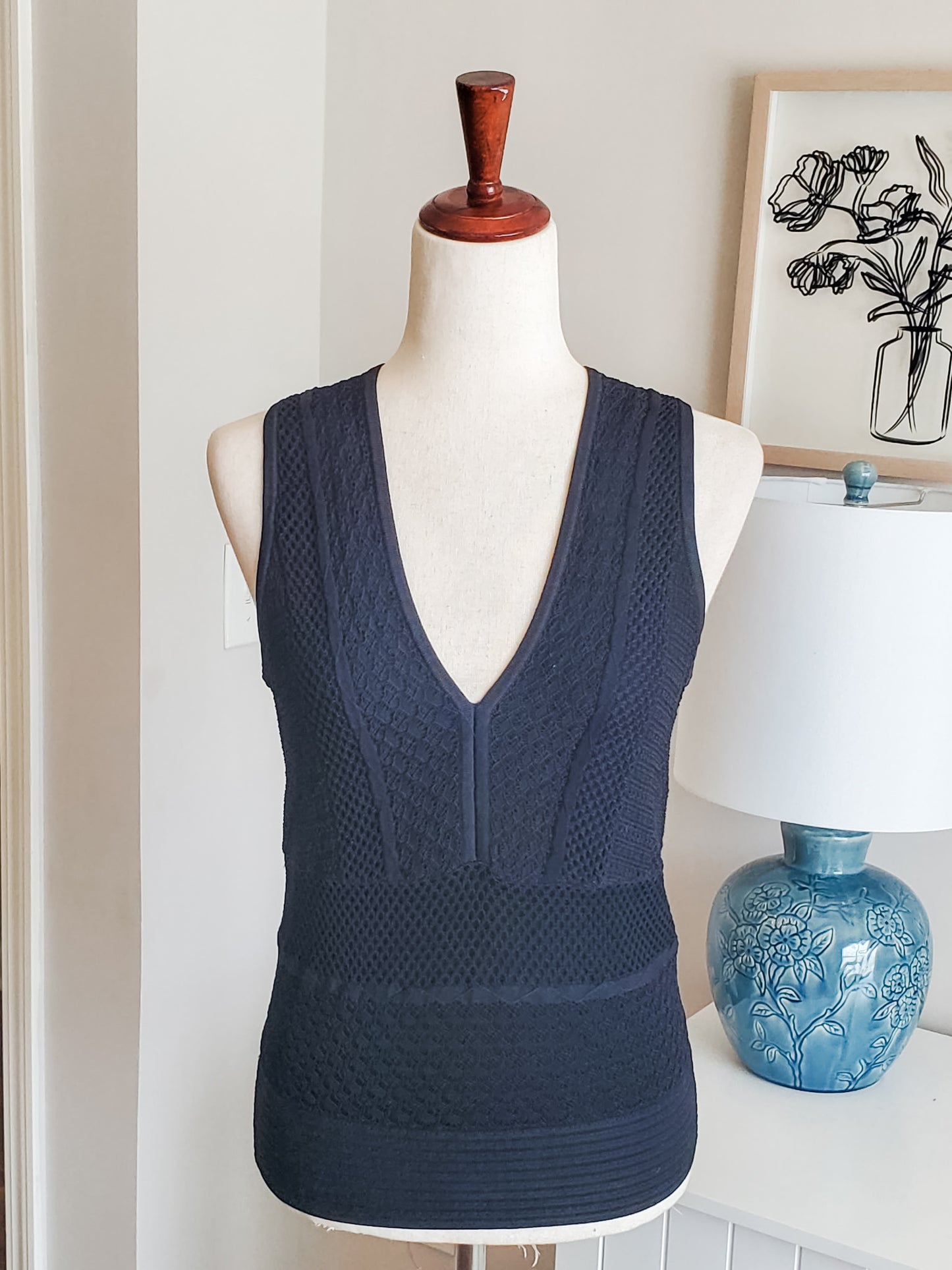 Black Lace Sweater Tank M