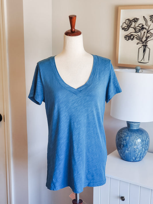 Blue V Neck Tee M