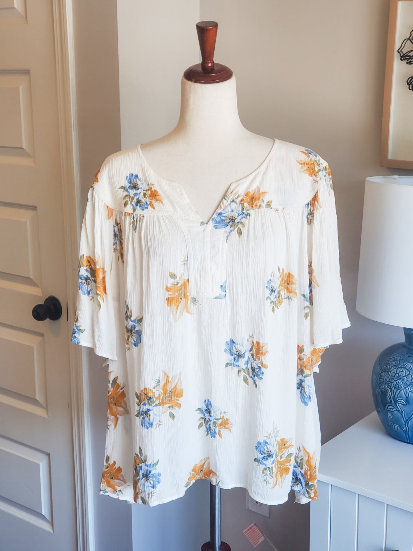 Cream Floral Top 2X