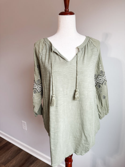 Green Top Embroidered Sleeves S Tall