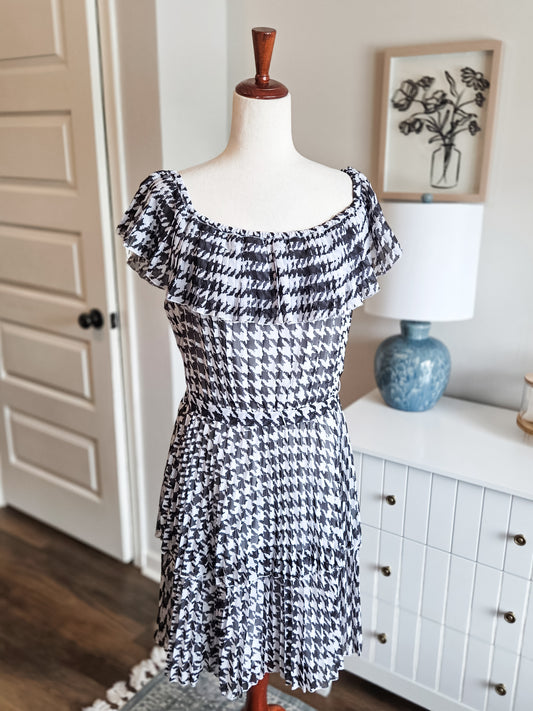 NWT Black White Houndstooth Dress L