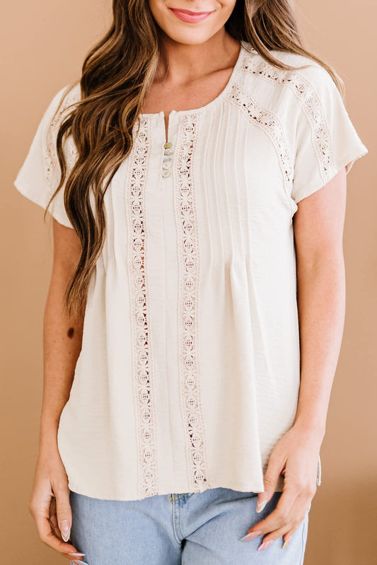 Cream Top with Pretty Trim XL/1X