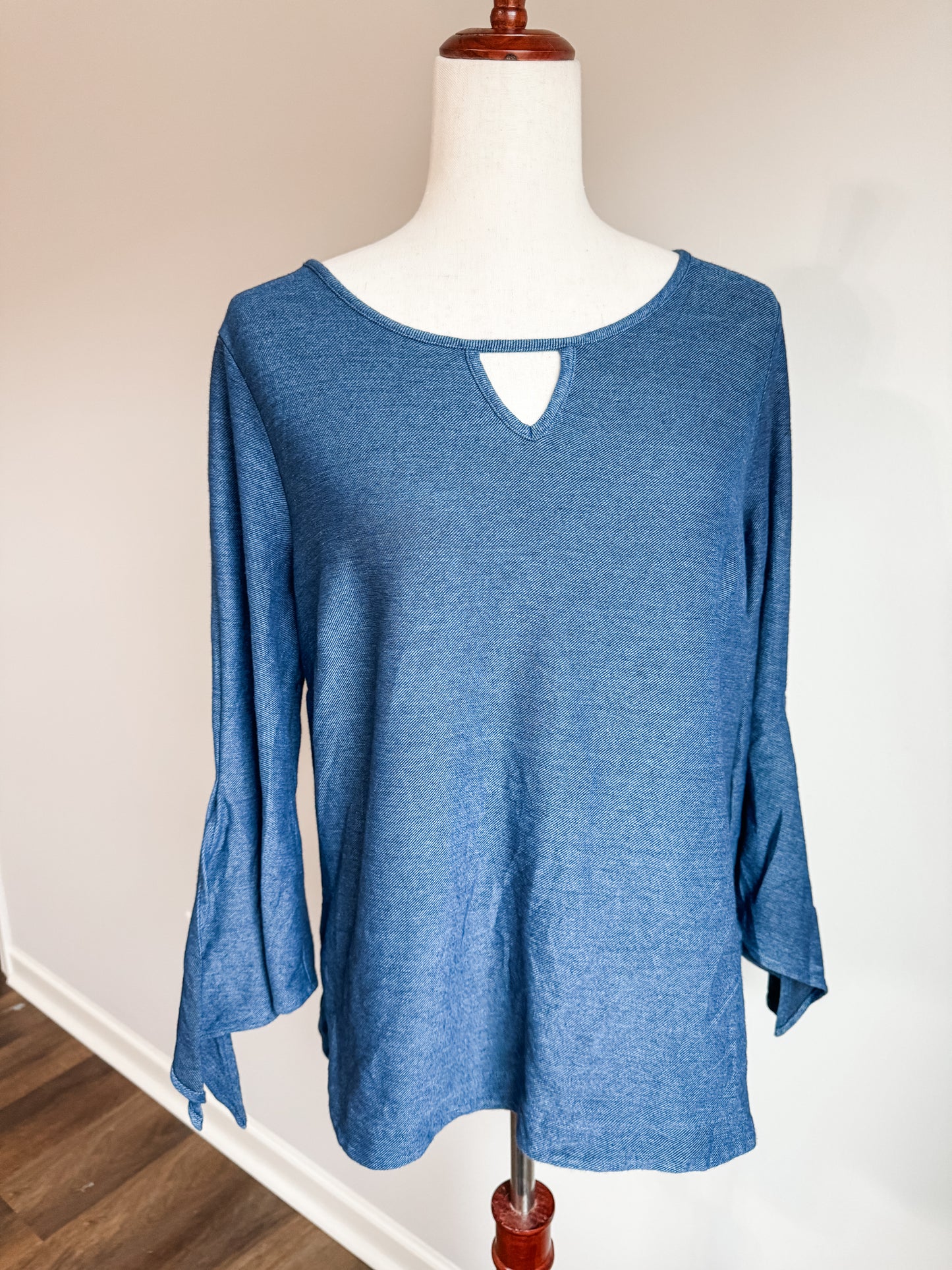 Navy Top S