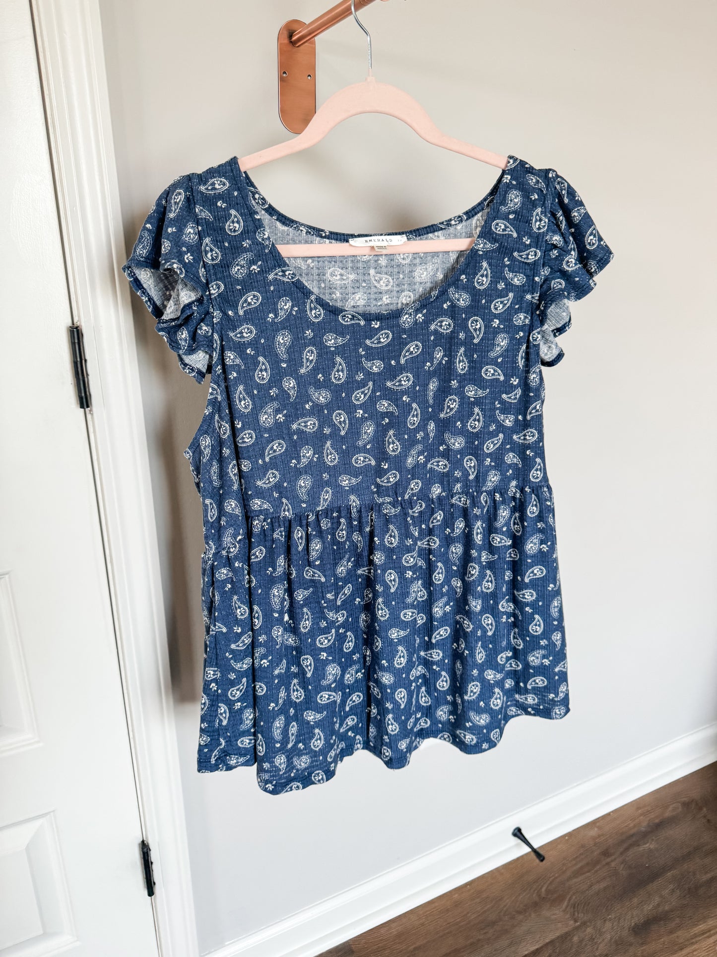 Blue and White Print Top :: Plus