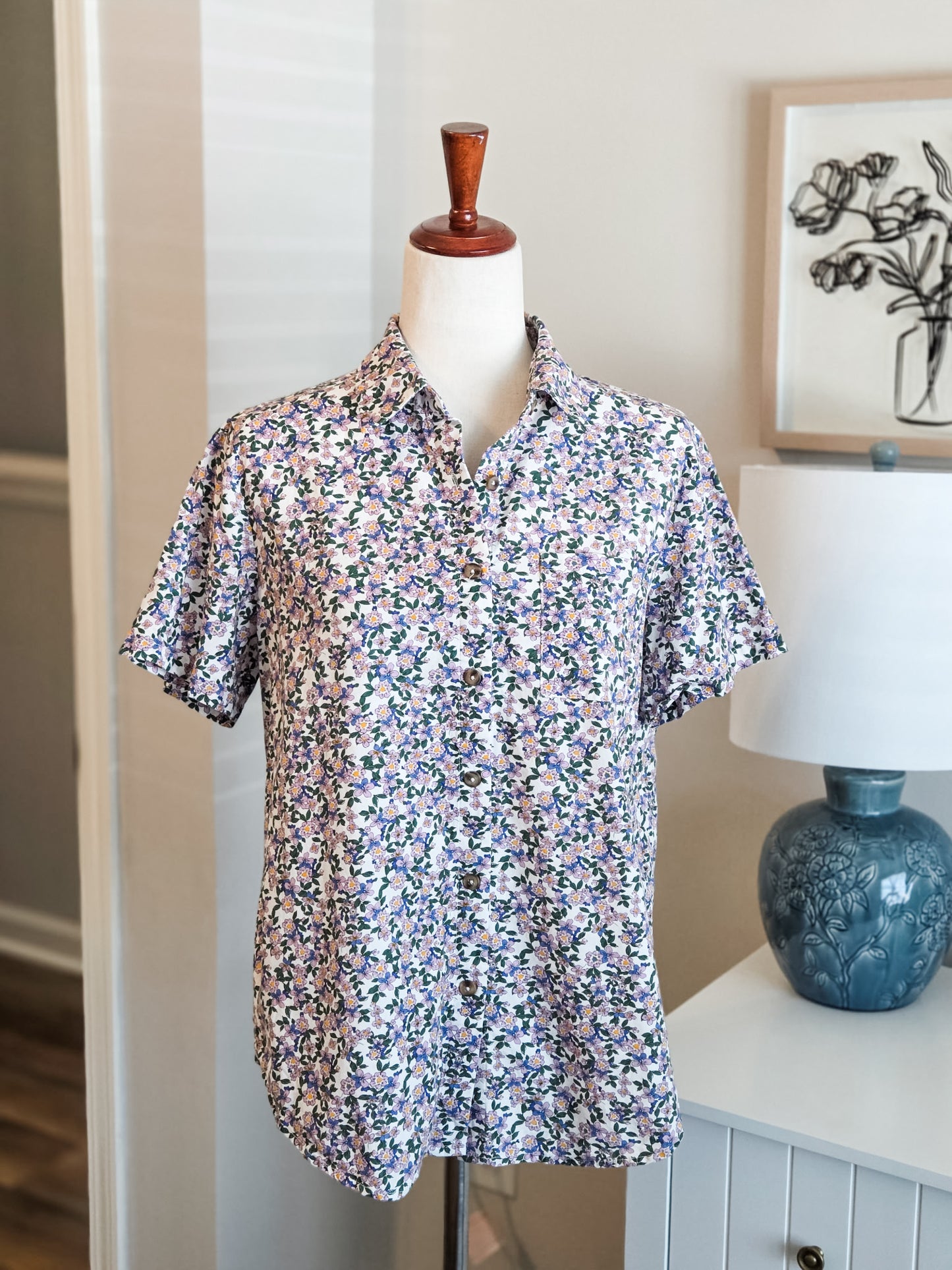 Floral Cotton Button Up M
