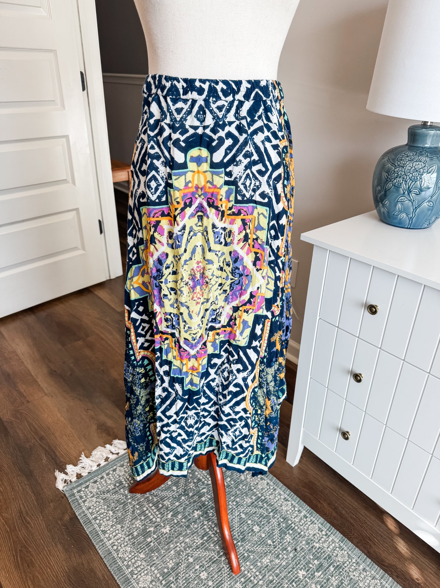 Multi Color Skirt L/XL