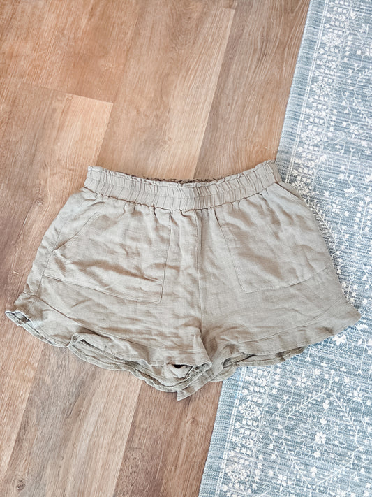 Green Shorts M