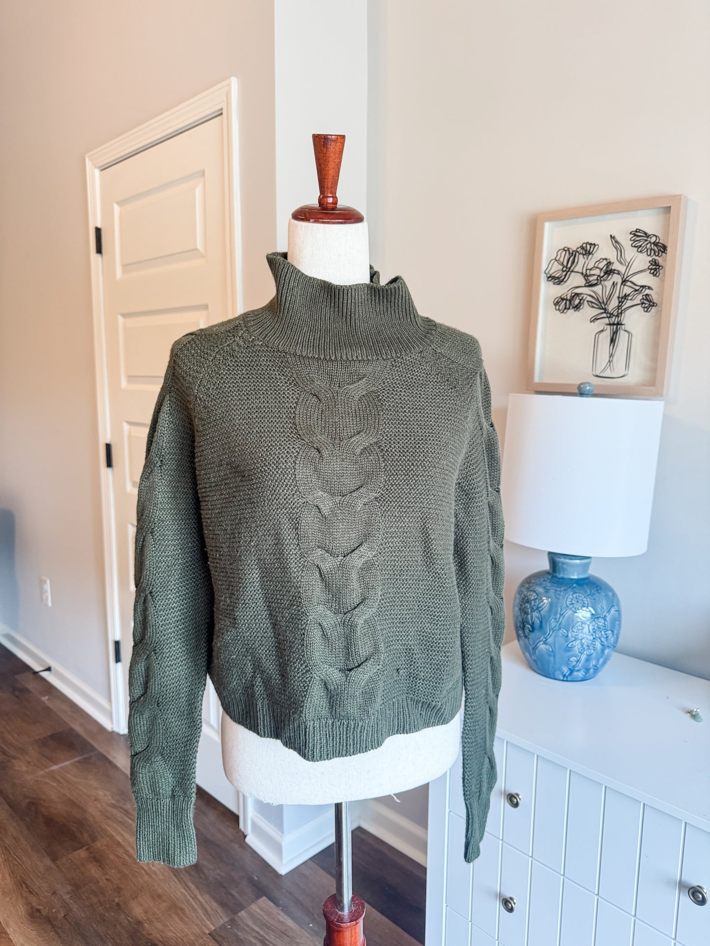 Olive Cropped Sweater S
