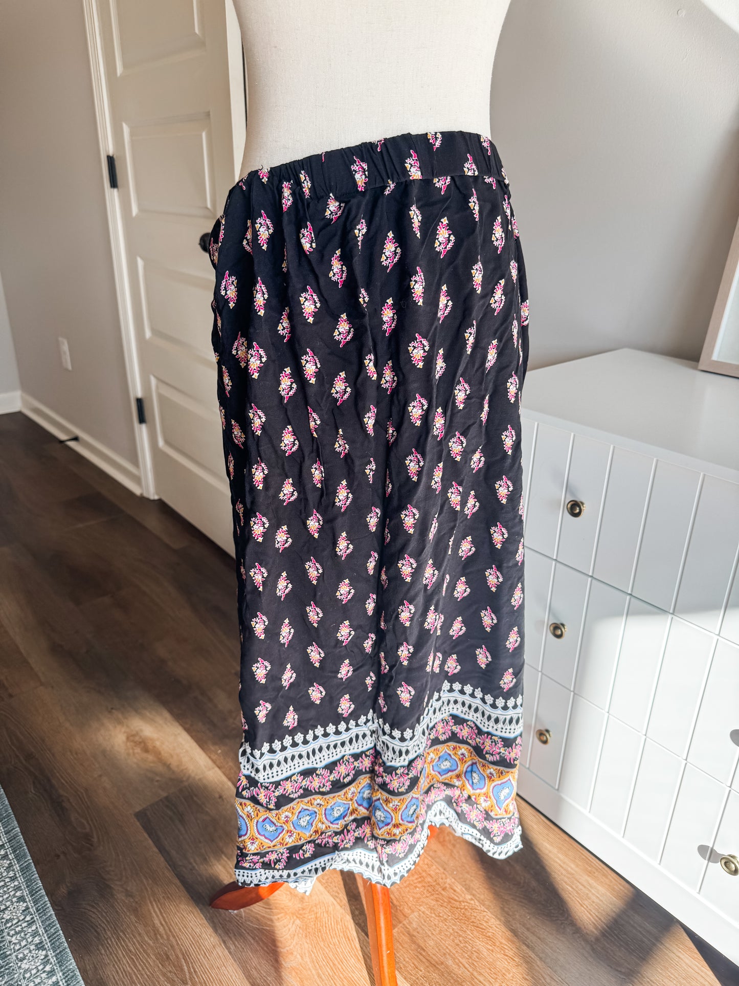 Multi Color Print Skirt