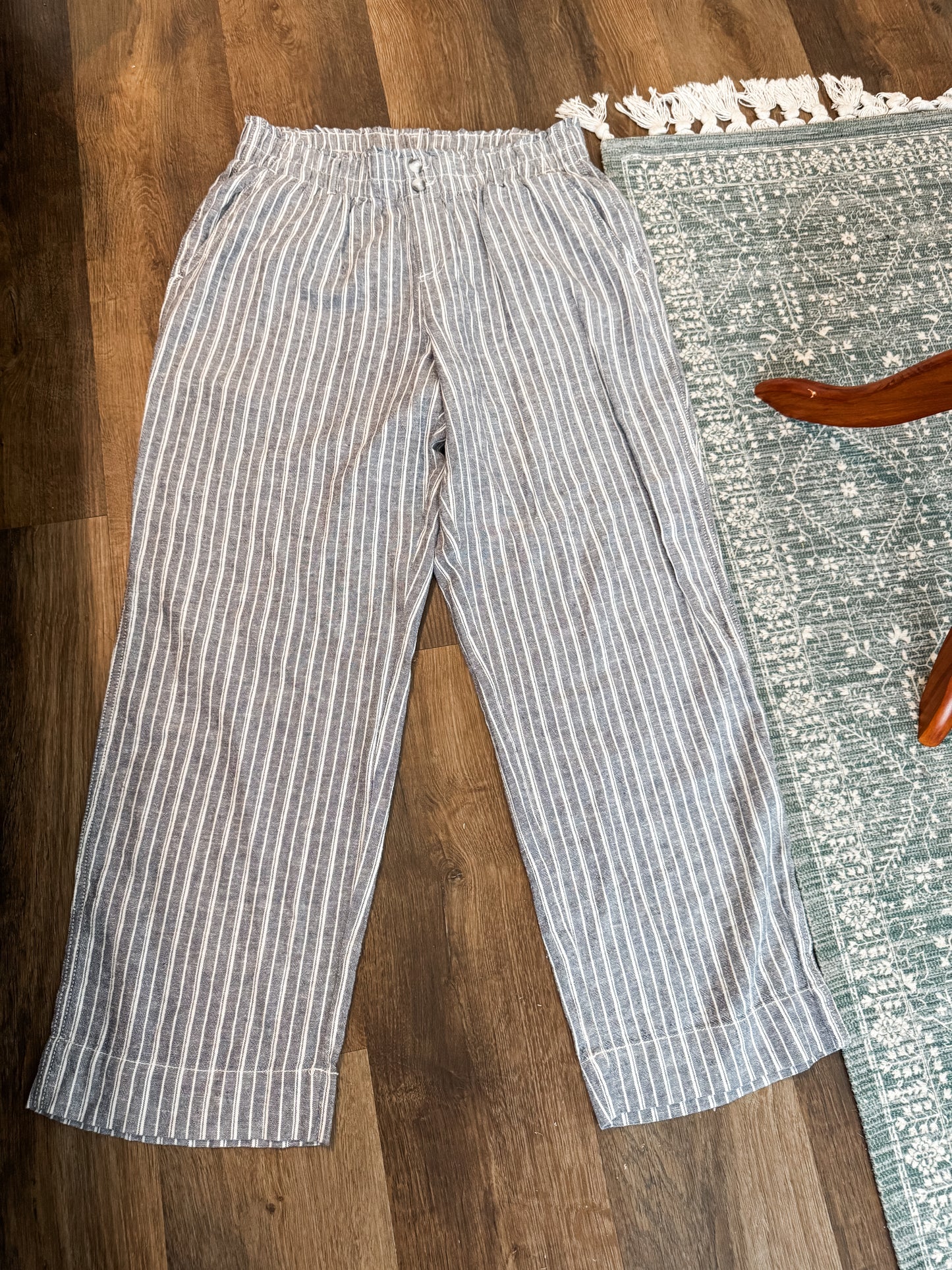 Gray Striped Pants L