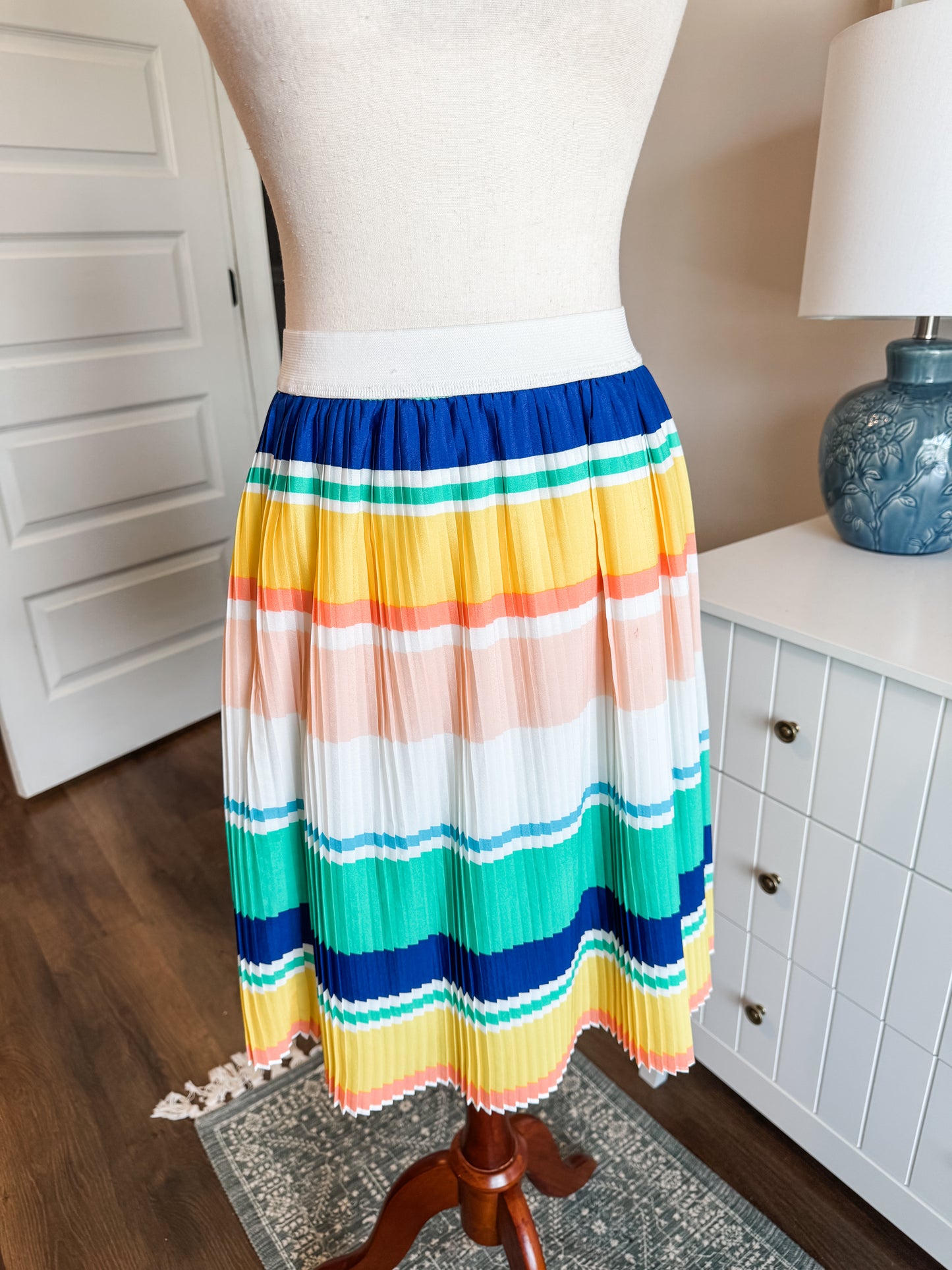 Striped Pleated Skirt XS