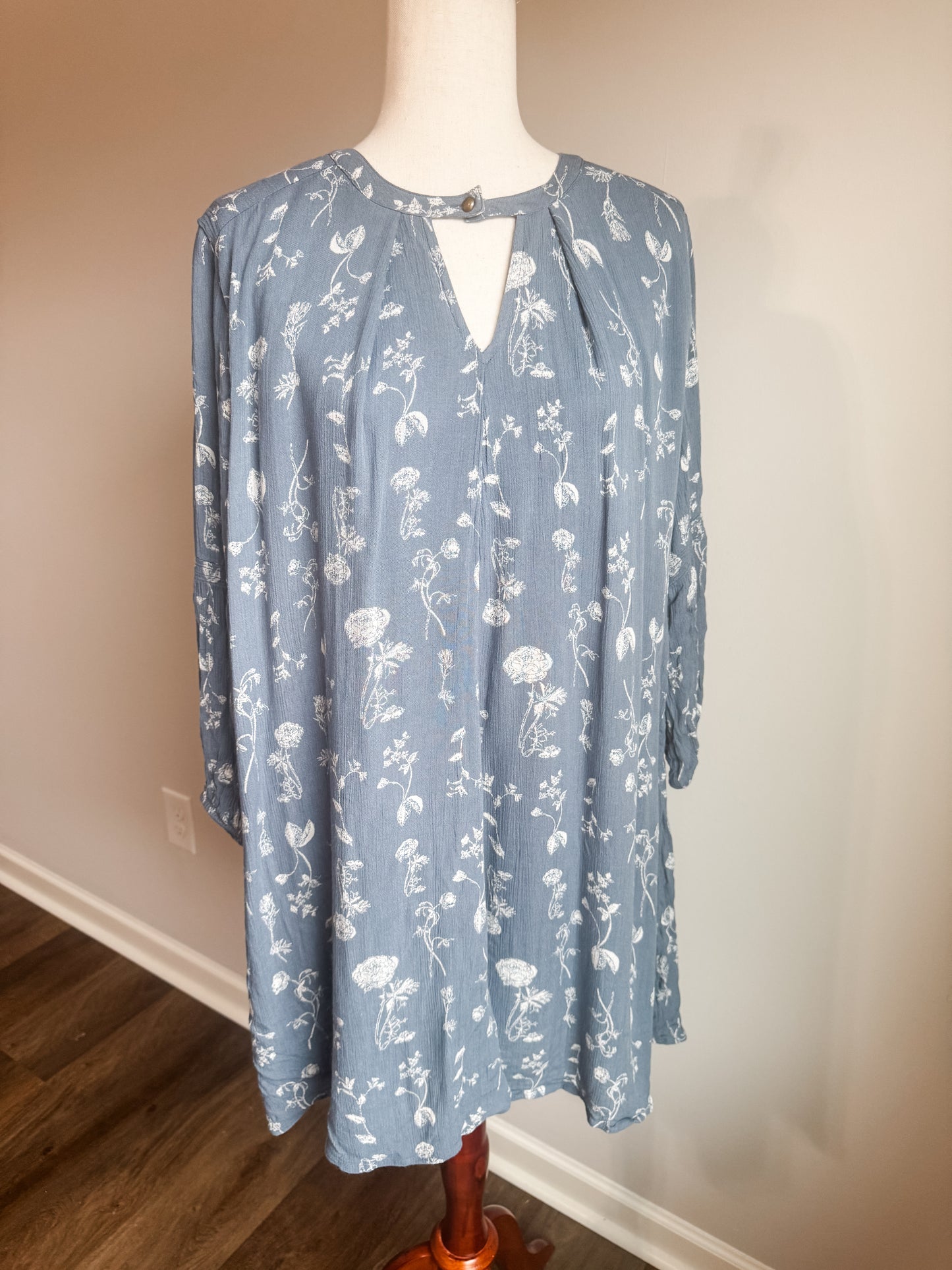 Blue White Floral Dress XL