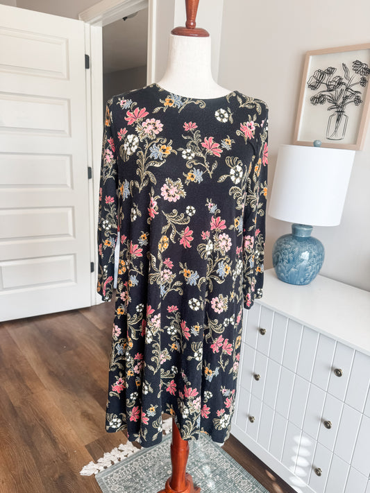 Black Floral Dress S