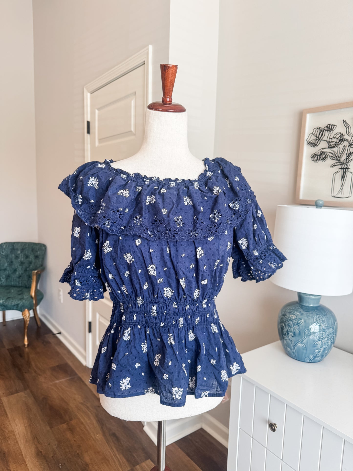 Navy White Floral Eyelet Top S