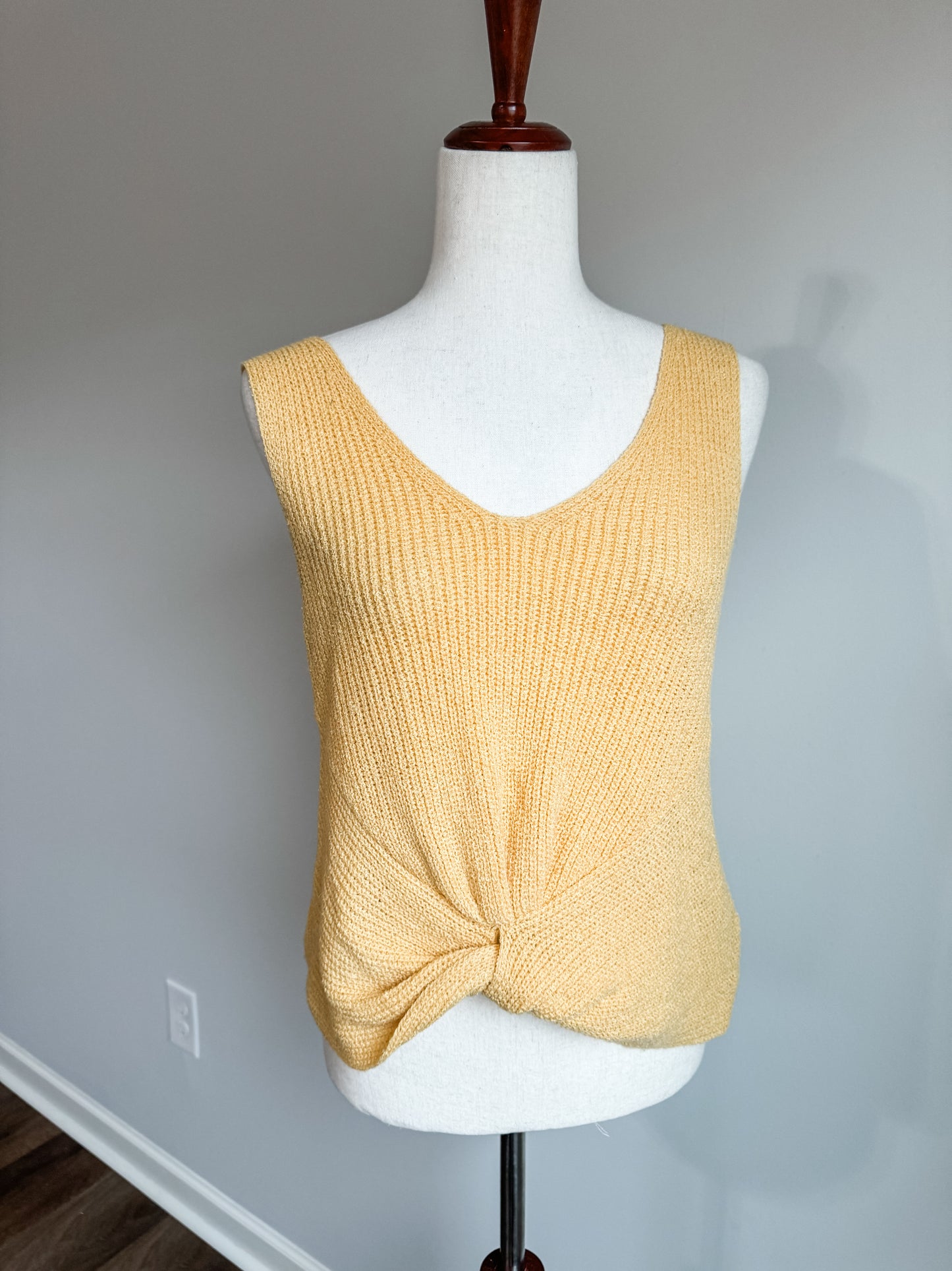 Yellow Sweater Tank M